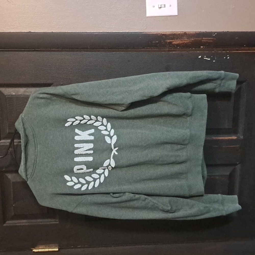 Victoria secret sweater size small